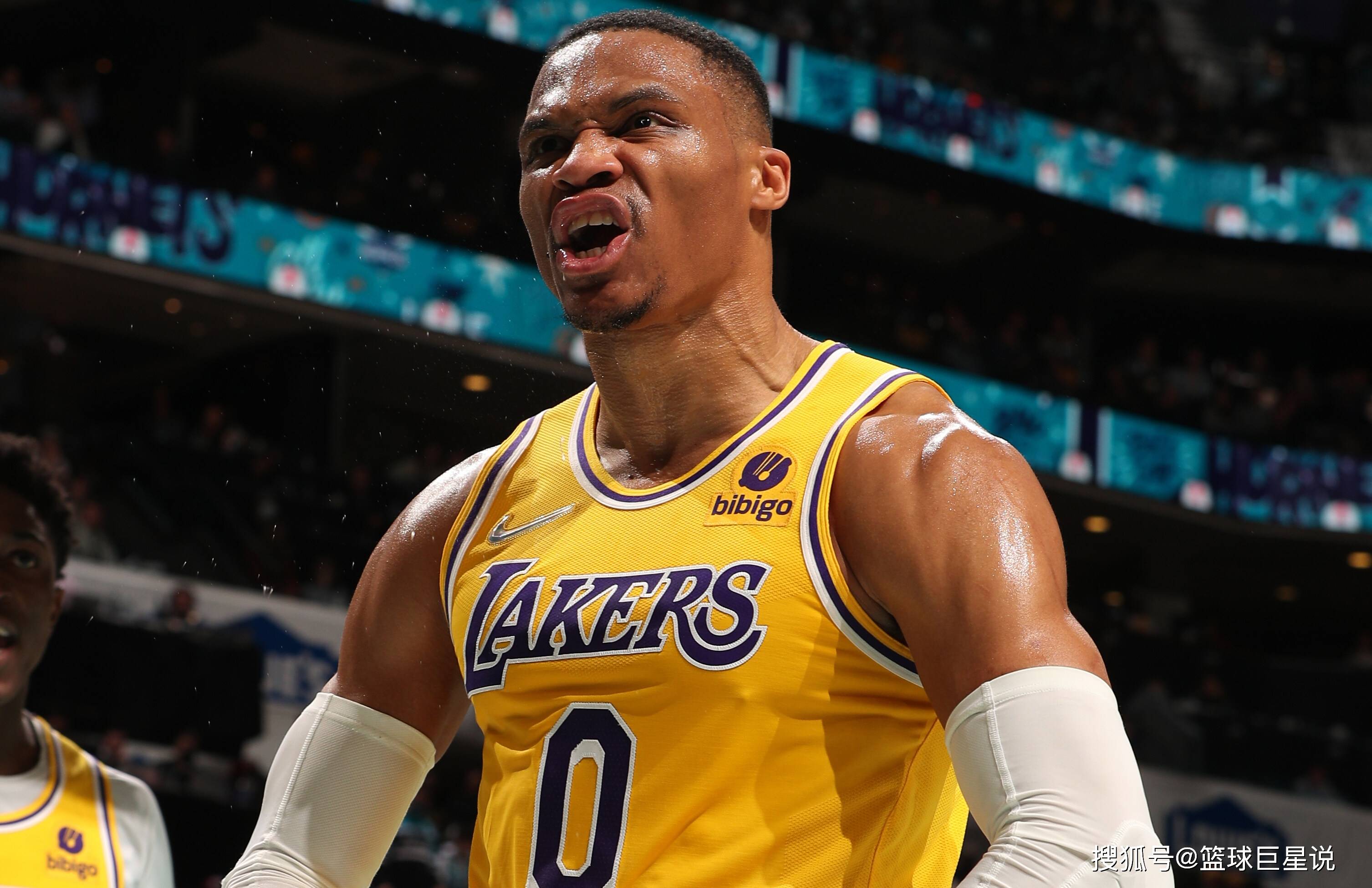 次反击中的 次反击中的